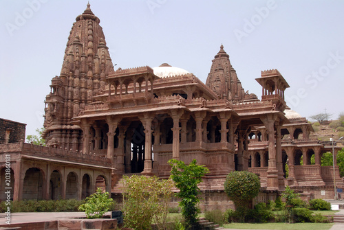 Cénotaphes royaux, jardins de Mandore, Jodhpur, Rajasthan, Inde