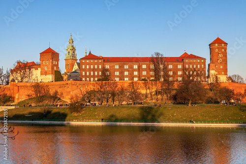 Fototapeta Naklejka Na Ścianę i Meble -  Wawel hill with royal castle in Krakow