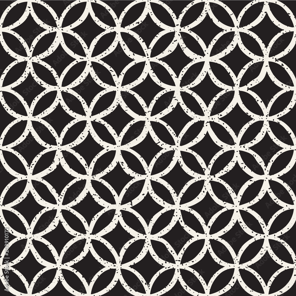Monochrome minimalistic seamless pattern with circles. Simple hand drawn texture. Vector background with rounded lines