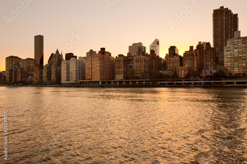 Skyline of midtown Manhattan at sunset, New York City, NY, USA
