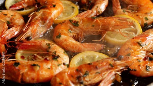 Wallpaper Mural shrimp with lemon and herbs garlic fry in a frying pan Torontodigital.ca