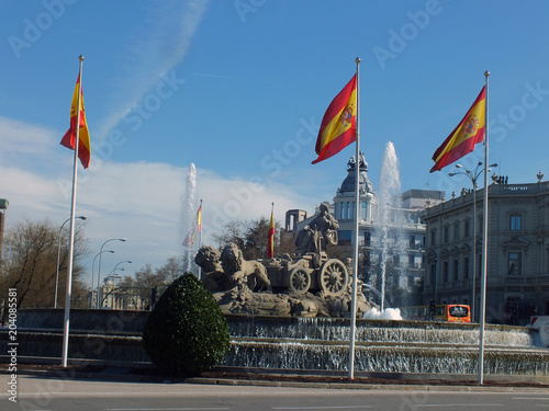 Fuente de Cibeles en Madrid photo
