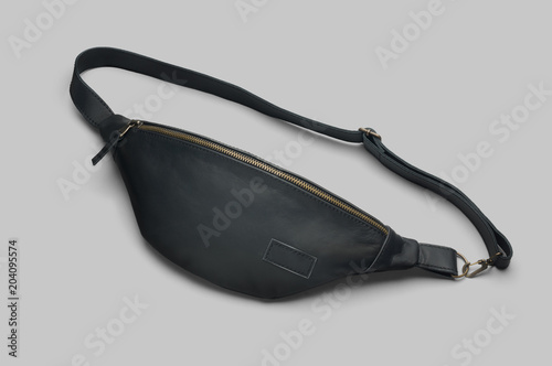 Φωτογραφία Men's black leather waist bag