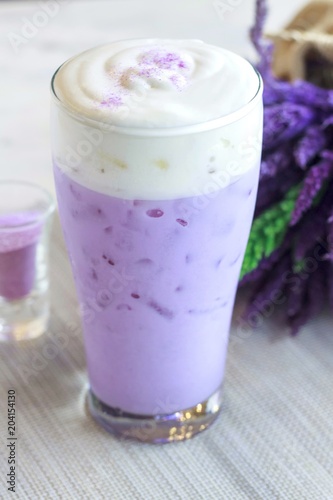Ice purple potato topping with cream cheese