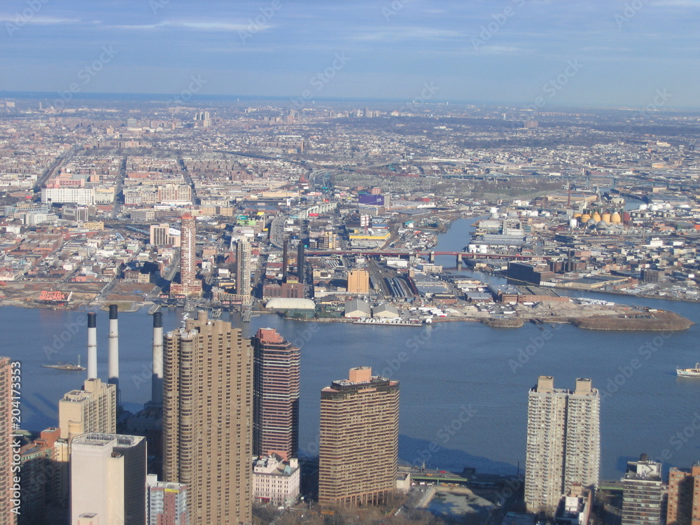 Fototapeta premium New York City; metropolitan area; city; urban area; skyline