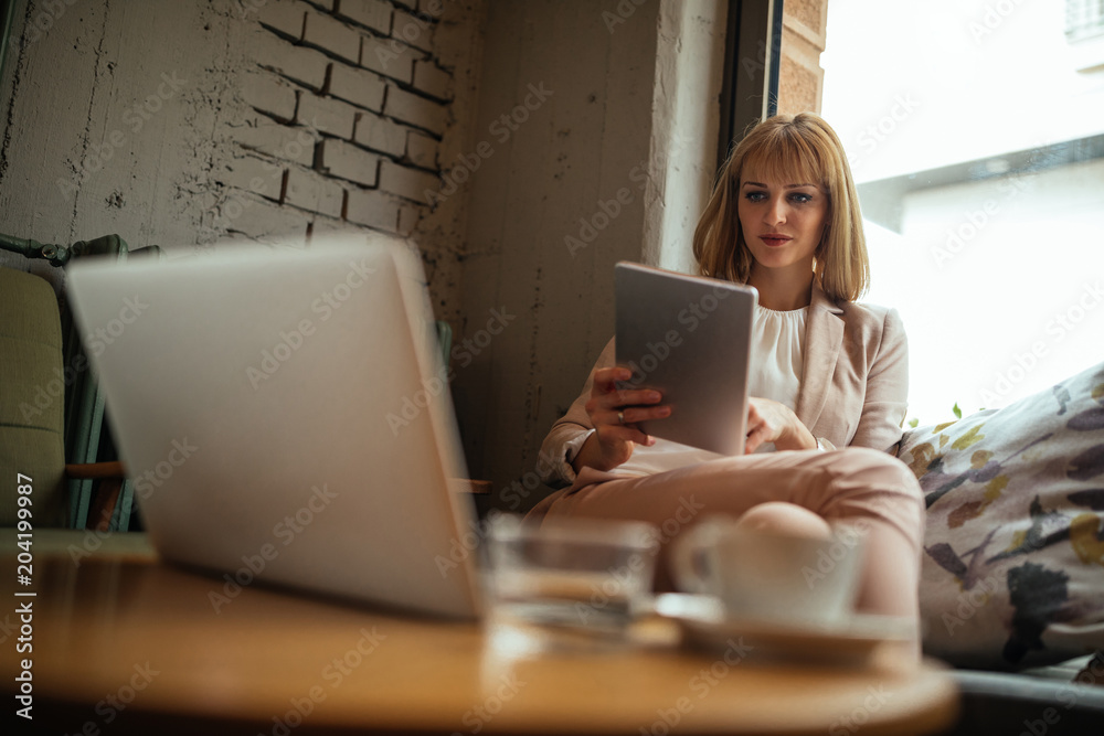 Fototapeta premium Getting more things done with modern technology