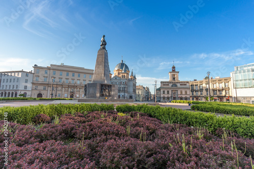Obraz na płótnie Lodz city public square w salonie