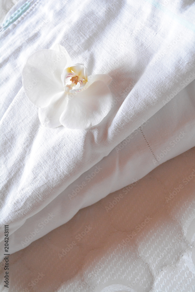 clean and fresh bed linen clean and fresh bed linen