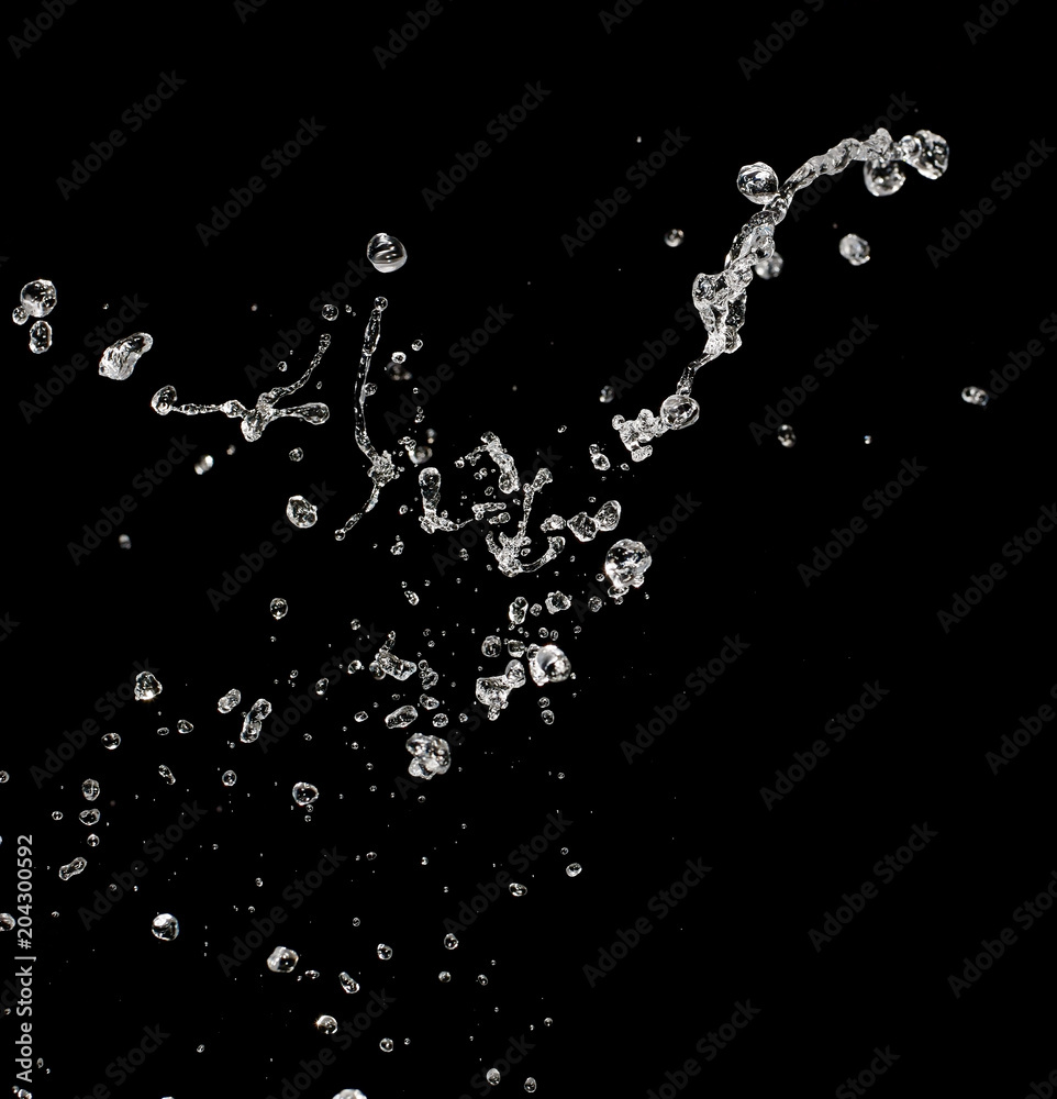 水しぶき 黒背景 Stock 写真 Adobe Stock