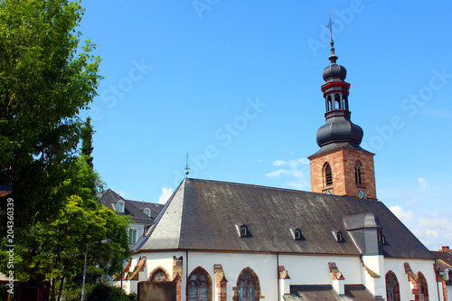 église dans la ville de saarbrück en allemagne  