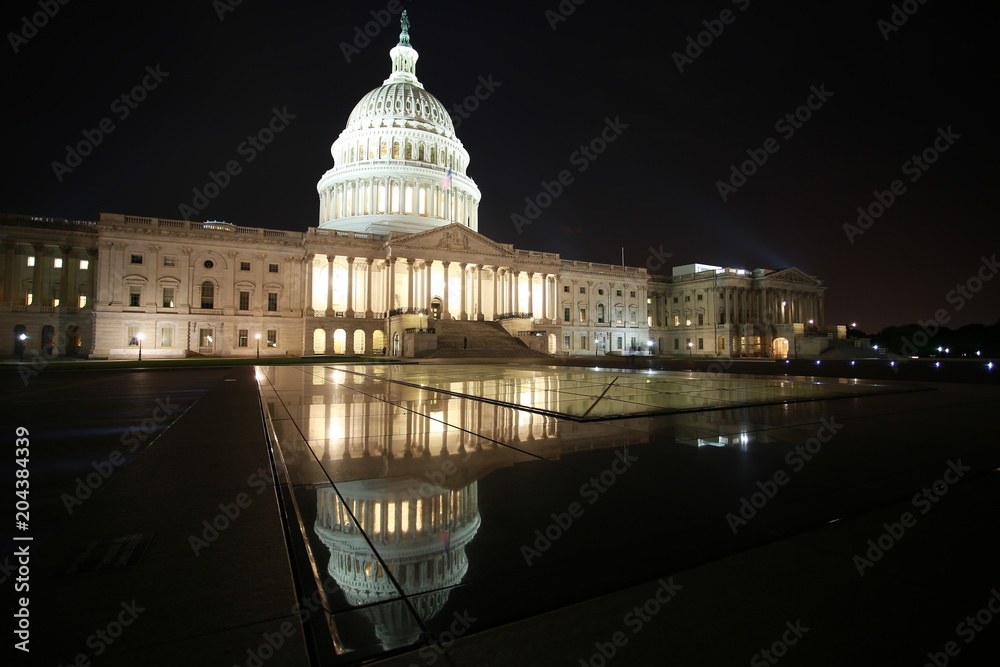 Fototapeta premium washington dc Capitol hill at night