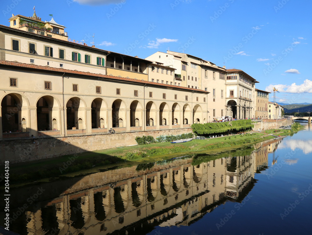 monument called Corridoio del Vasari in italian language and the