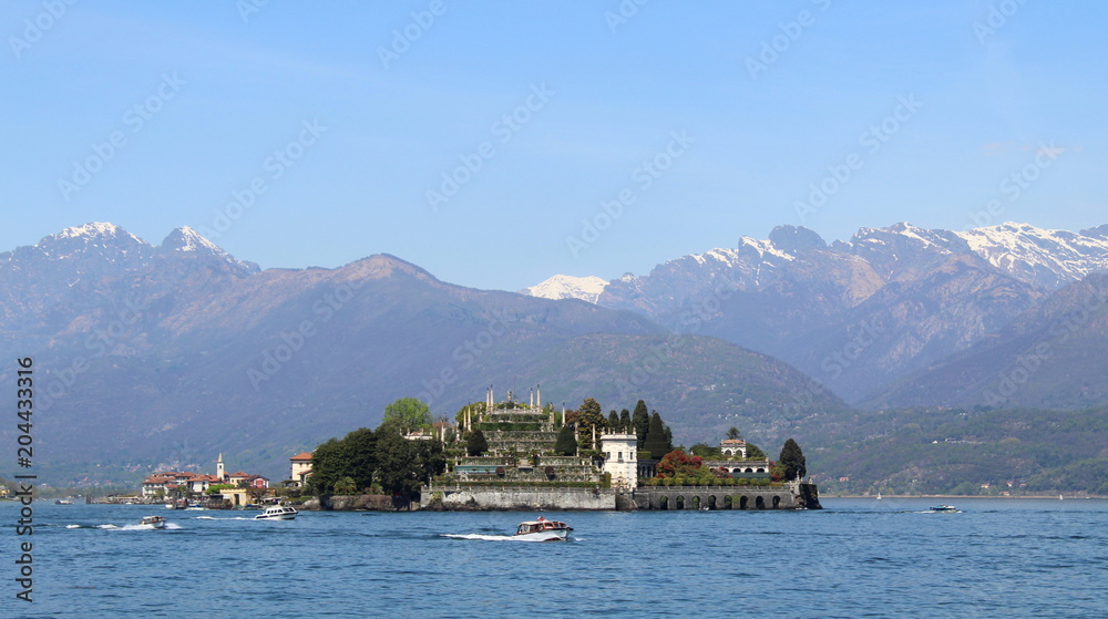 Naklejka premium isola pescatori - lago maggiore 