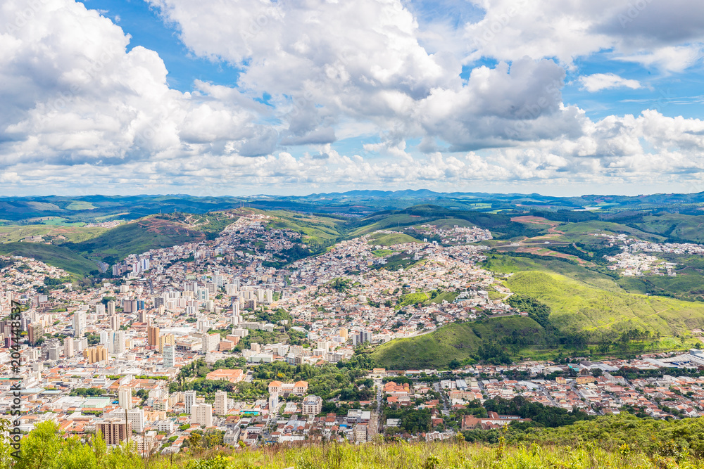 Obraz premium Pocos de Caldas, Minas Gerias/Brazil. City view from the top of the Christ the Redeemer.