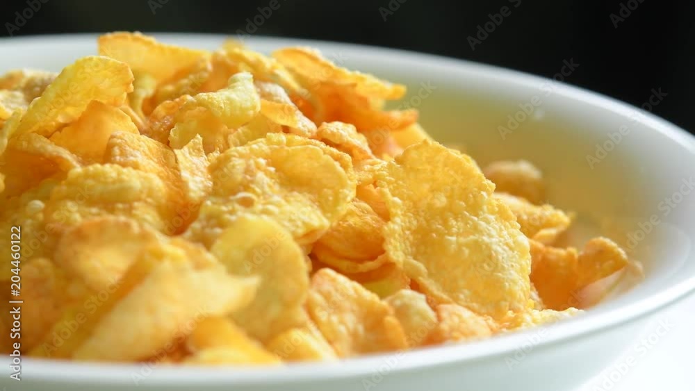 Corn flakes heap rotating