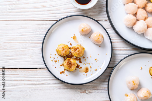 chinese shrimp steamed dumpling