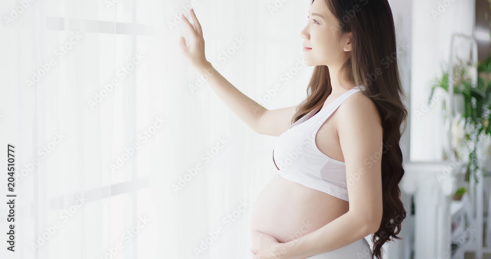 beauty pregnant women