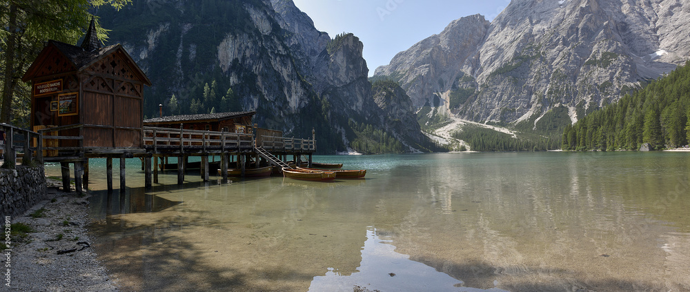 Panorama lago di Braies