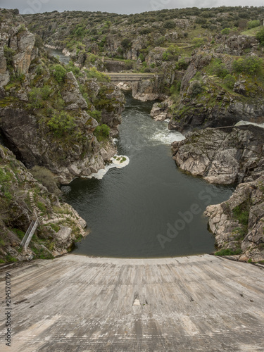 Vertigo en la presa del Villar
