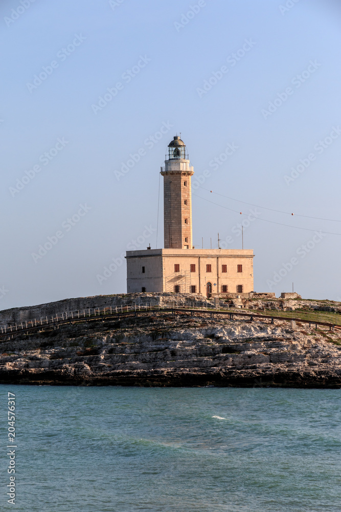 Italy, Foggia, Apulia, SE Italy, Gargano National Park, Vieste. Faro di Isola Santa Eufemia. Light house on the Island of St. Eufemia.