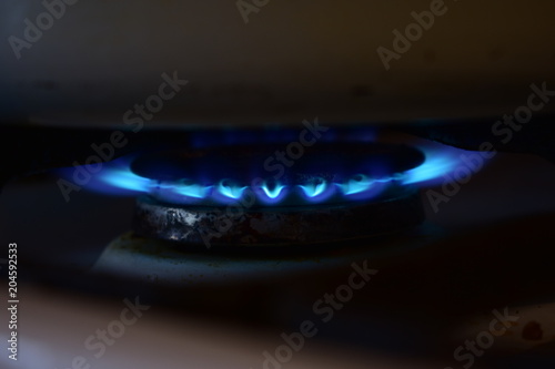 Gas