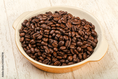 Roasted coffee beans
