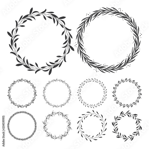 vector floral wreaths, hand drawn wreath clip art, round frame with leaves, decorative design elements, illustration