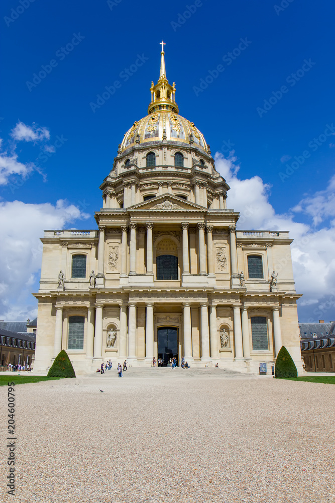 Obraz premium Chapel of Saint Louis with dome, Paris, France