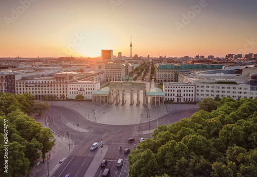  The Brandenburg Gate in Berlin at sunrise, Germany