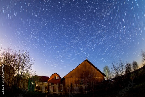 TIMELAPSE: Stars move through the night sky