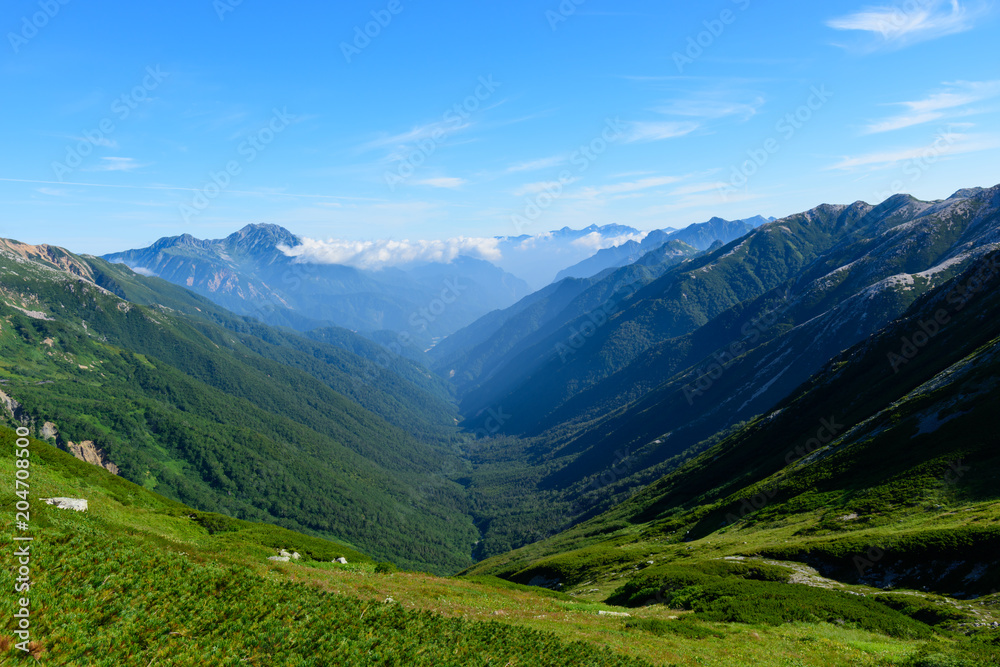 Fototapeta premium 北アルプス 裏銀座縦走ルート 野口五郎岳・水晶岳・立山連峰・黒部川源流