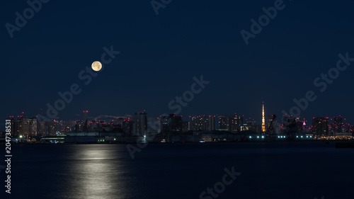 Photography Tokyo Moon