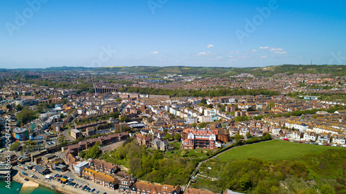 Vue aérienne du centre-ville de Folkestone, en Angleterre