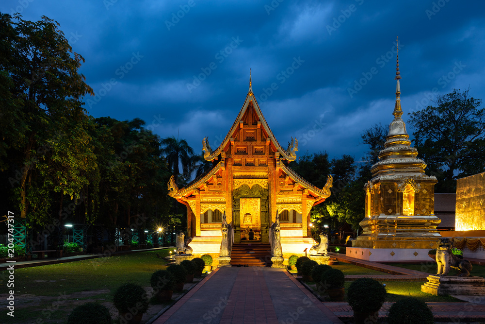 Fototapeta premium Wat Phra Singh in Chiang Mai, Thailand.
