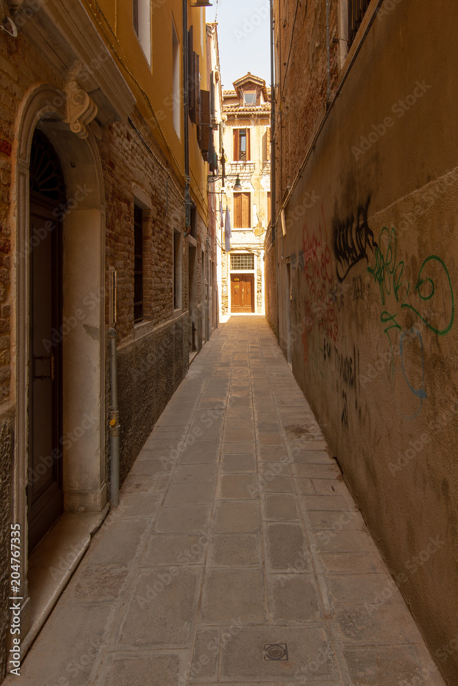 A small and romantic alley in Venice