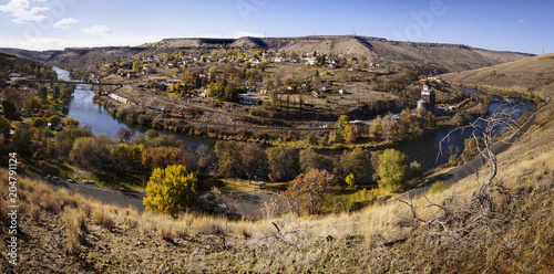 A panorama of Maupin. Oregon, from Bakeoven Road.