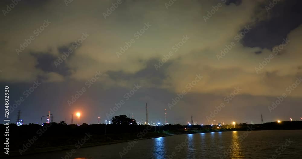 Oil refinery in Map Ta Phut Industrial Estate Rayong, Thailand Oil refinery in Map Ta Phut Industrial Estate Rayong, Thailand