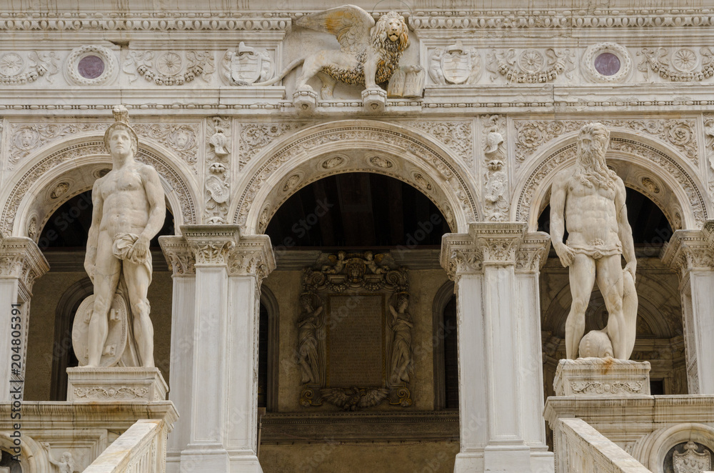 Obraz premium Giant’s Stairway of the Doge’s Palace, Venice, Italy
