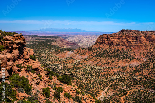I captured this image in the vicinity of the Flint Trail in the Maze District of the Canyonlands National Park in Utah.