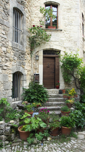 Oppède, Dorf in der Provence © finecki