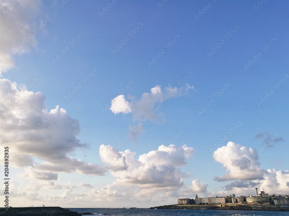 Nubes y agua 