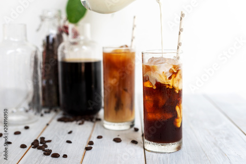 Εκτύπωση καμβά homemade cold brew coffee with milk summer beverage
