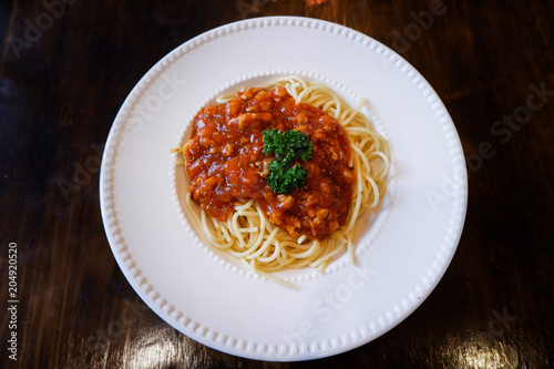 spaghetti tomato sauce