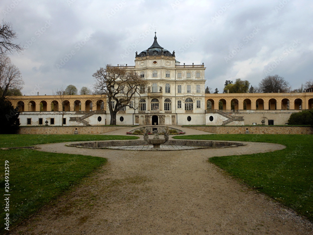  Chateau Ploskovice