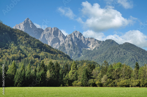 das Triglav-Gebirge im Triglav-Nationalpark,Slowenien © travelpeter