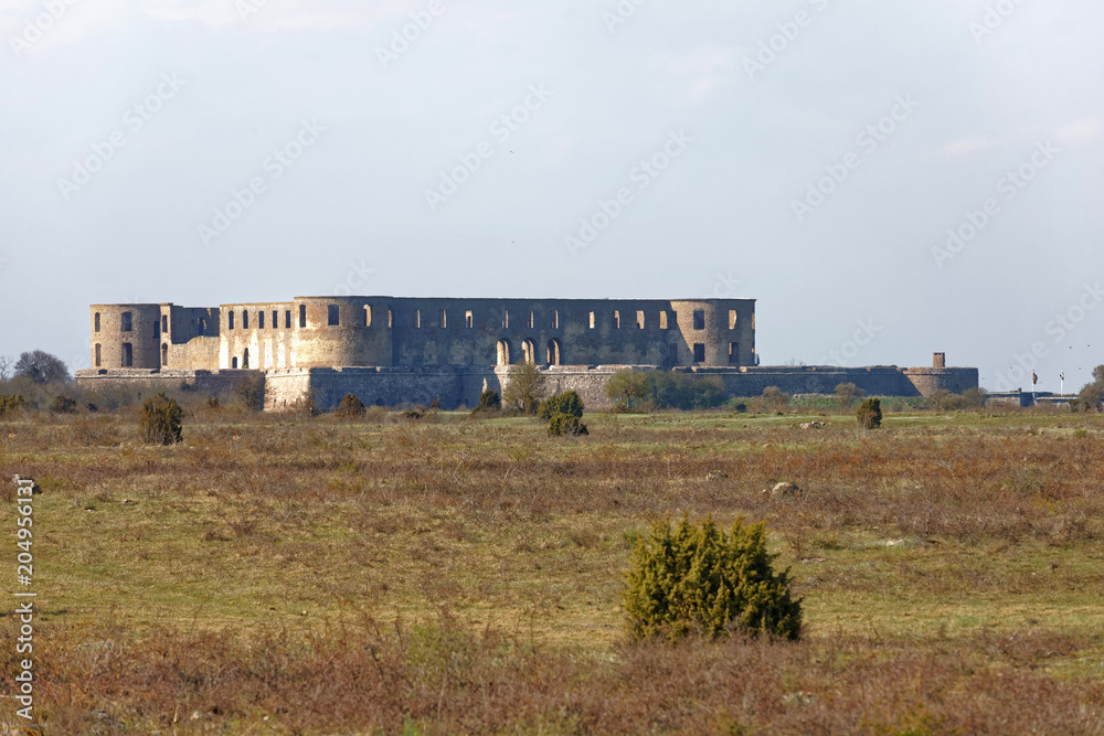 Ruin of the Borgholm castle in evening light, built around year 1100 used for defence of the Baltic sea. Ruin of the Borgholm castle in evening light, built around year 1100 used for defence of the Baltic sea.