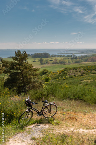 Fototapeta Naklejka Na Ścianę i Meble -  Fahrrad auf der Insel Hiddensee