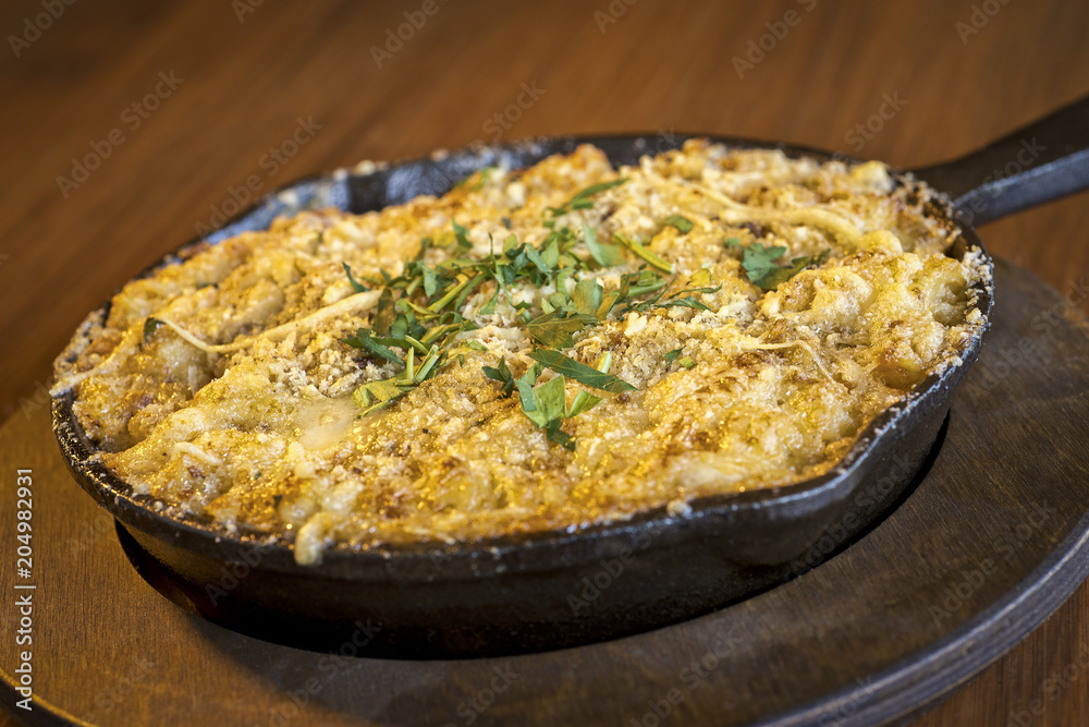 Mac and cheese dish Mac and cheese dish