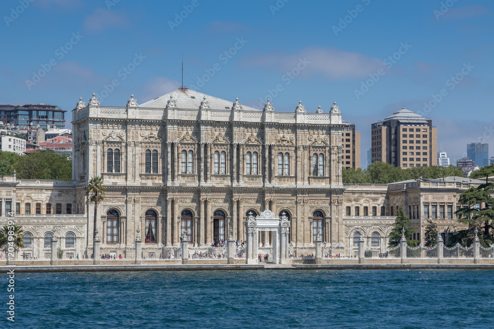 Historisches Gebäude am Ufer. Bosporus, Istanbul