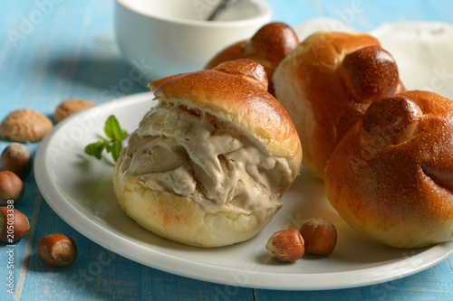 hazelnut ice cream in brioches - Sicilian tradition